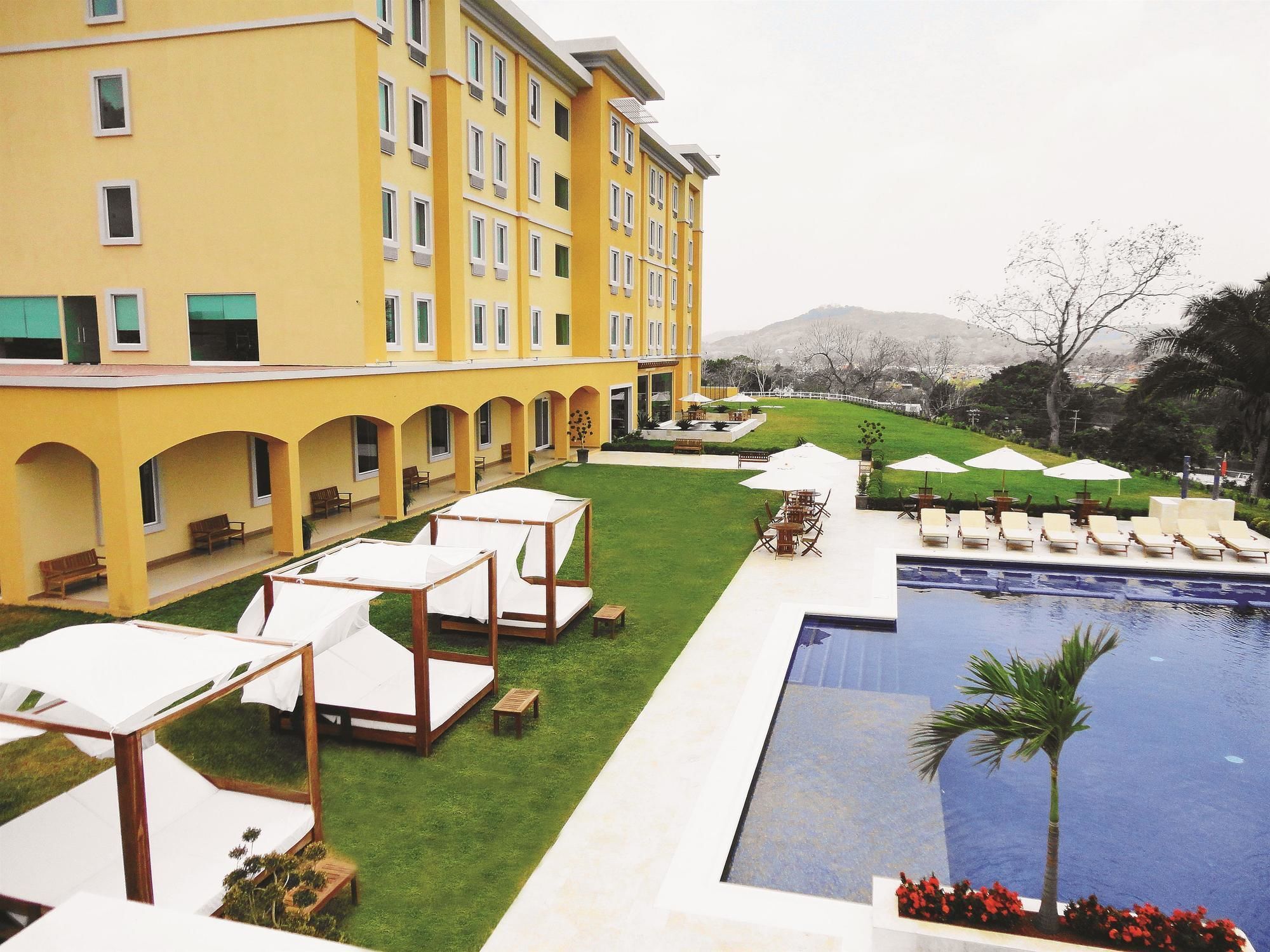 La Quinta By Wyndham Poza Rica Hotel Luaran gambar